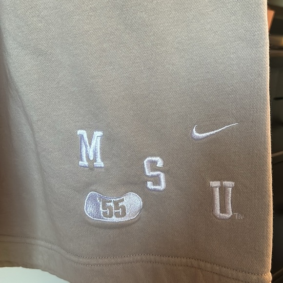 Set of 2 Men’s Large Nike Shorts - Picture 4 of 5